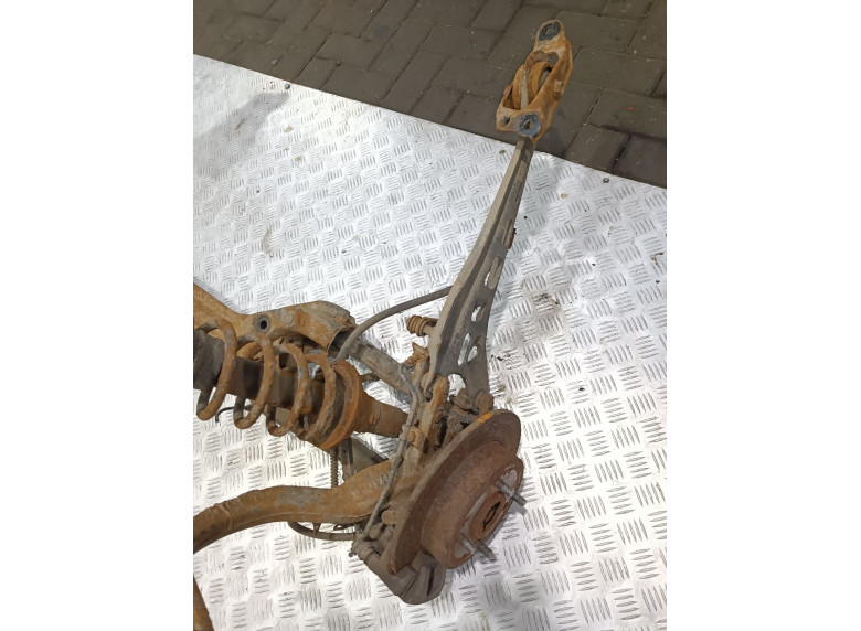 Ступица задняя правая к Rover 600