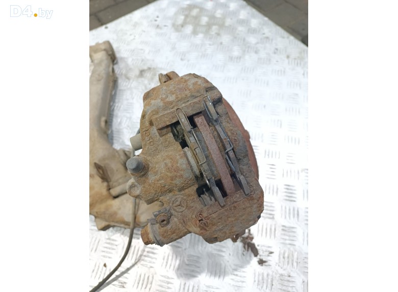 Суппорт задний правый к Mercedes VitoW638 undefined г.