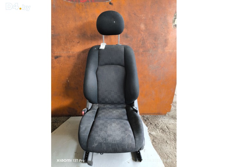 Сиденье переднее левое к Mercedes CW203 undefined г.