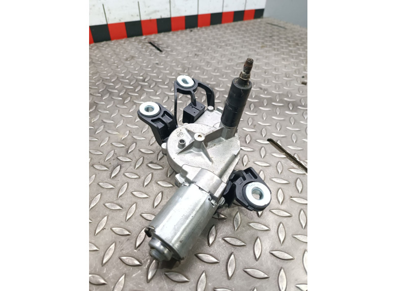 Моторчик заднего стеклоочистителя (дворника) к Volkswagen Golf, 2004г.