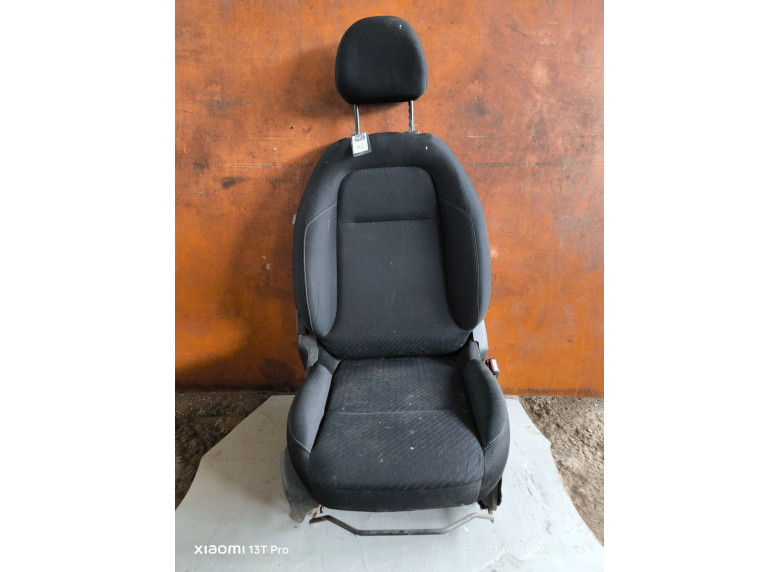 Сиденье переднее правое к Citroen C3 Picasso, 2011г.