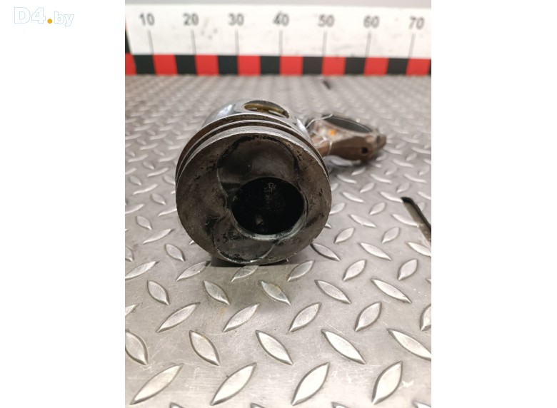 Поршень к Volkswagen Passat undefined г.