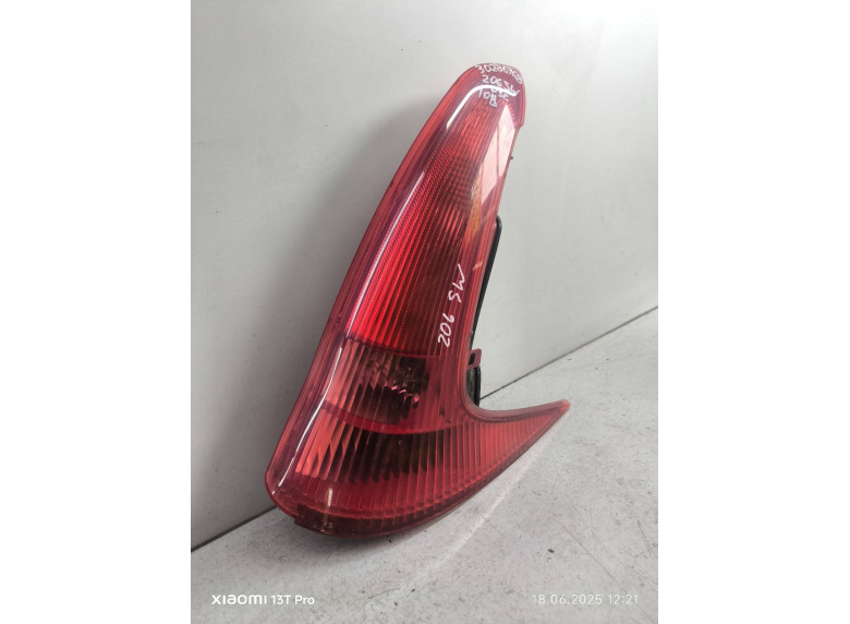 Фонарь задний правый к Peugeot 206, 2003г.