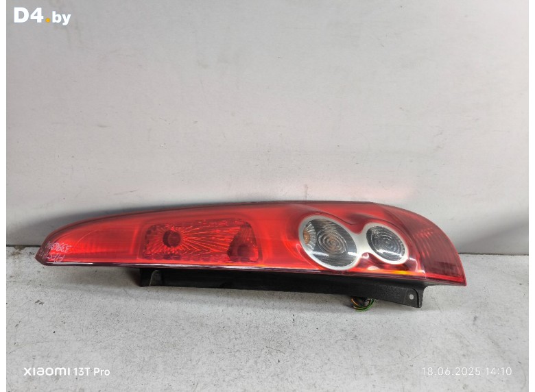 Фонарь задний правый к Ford Fiesta undefined г.