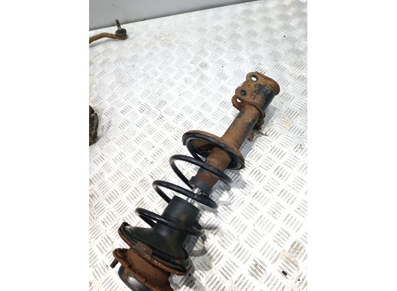 Амортизатор передний правый к Амортизатор передний правый к Toyota Avensis undefined г. Avensis