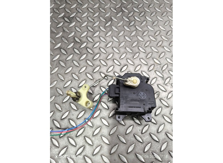 Моторчик заслонки печки к Моторчик заслонки печки к Toyota Avensis undefined г. Avensis