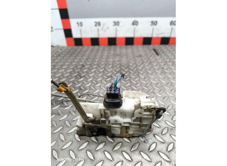 Замок двери передней левой к Замок двери передней левой к Toyota Avensis undefined г. Avensis