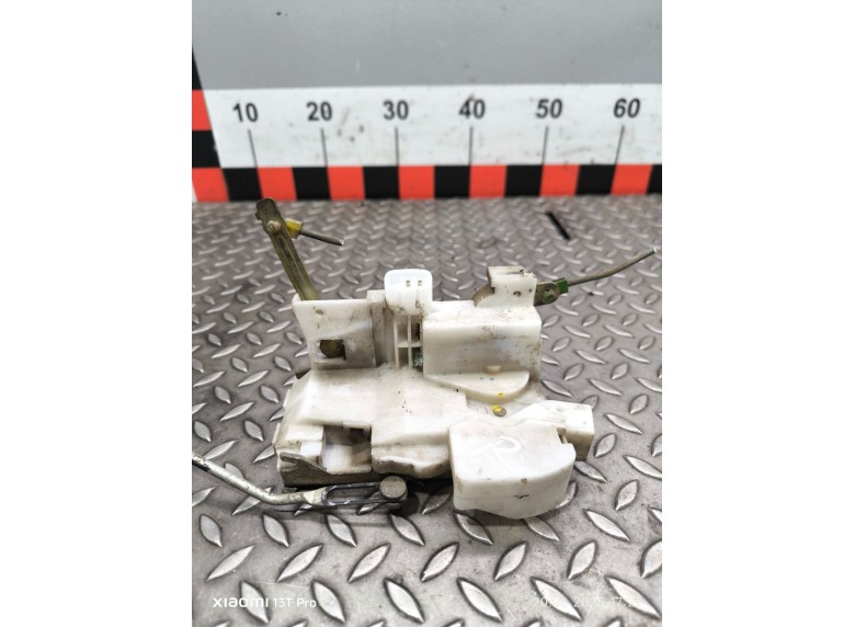 Замок двери передней правой к Замок двери передней правой к Toyota Avensis undefined г. Avensis