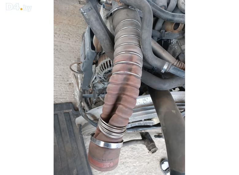 Патрубок интеркулера к Renault Midlum undefined г.