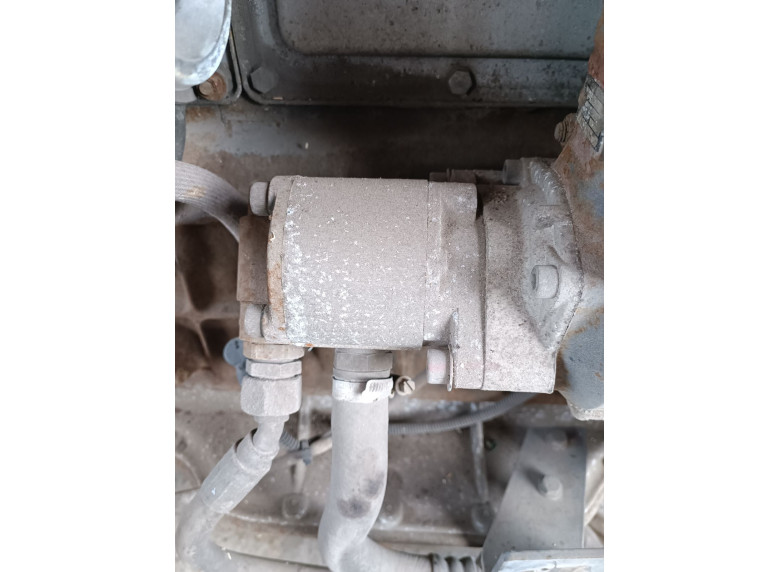 Насос гидроусилителя руля к Renault Midlum, 2001г.