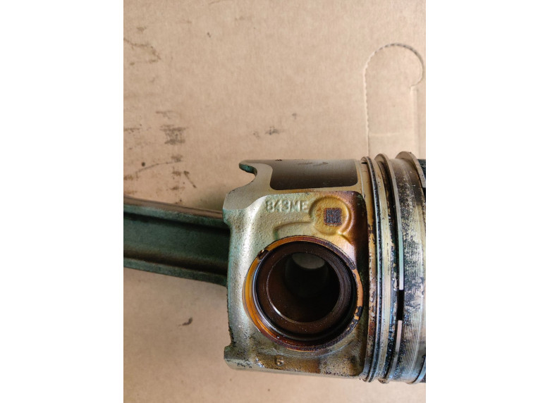 Поршень к BMW 3 F30/F31/GT F34, 2019г.