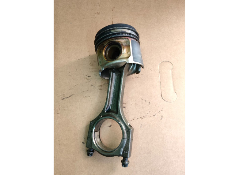 Поршень к BMW 3 F30/F31/GT F34, 2019г.
