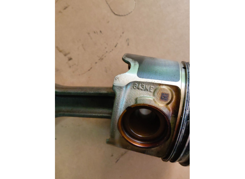 Поршень к BMW 3 F30/F31/GT F34, 2019г.