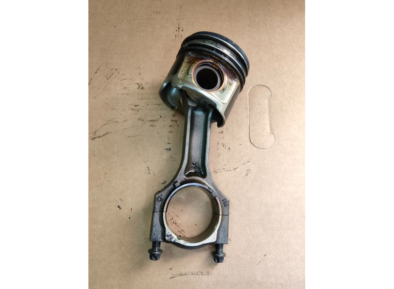 Поршень к BMW 3 F30/F31/GT F34, 2019г.