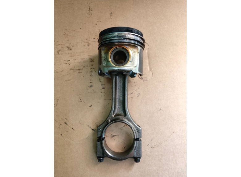 Поршень к BMW 3 F30/F31/GT F34, 2019г.