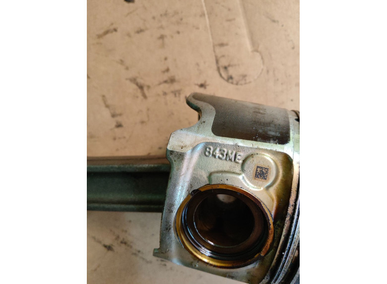 Поршень к BMW 3 F30/F31/GT F34, 2019г.