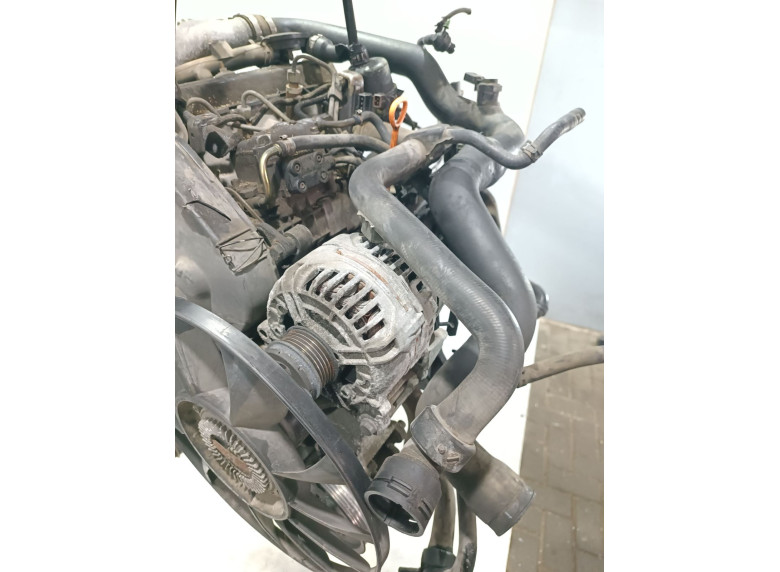 Патрубок радиатора к Volkswagen Passat, 1999г.
