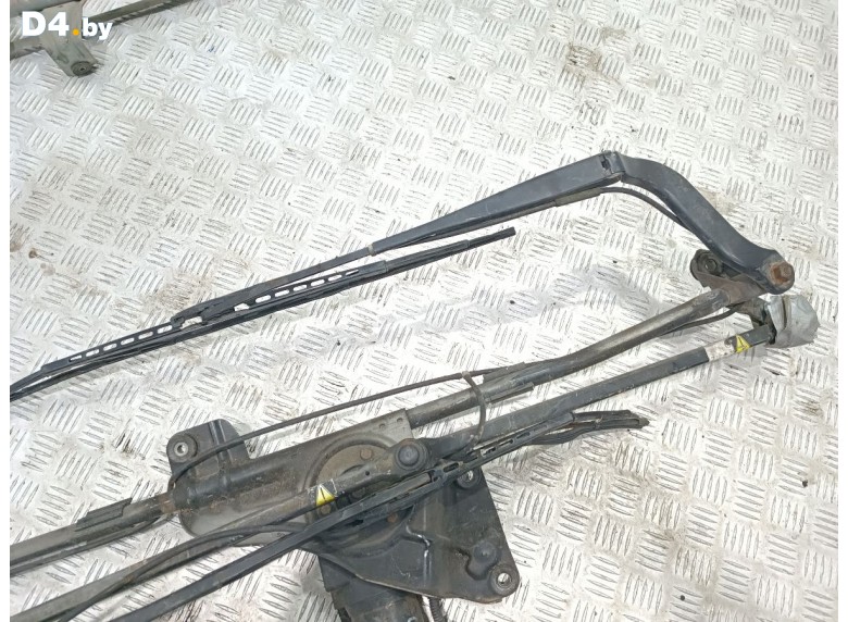 Щеткодержатель (поводок стеклоочистителя, дворник) к Renault Midlum undefined г.