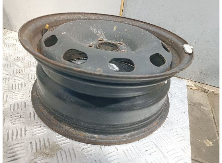 Диск штампованный к Volkswagen Golf, 2000г.