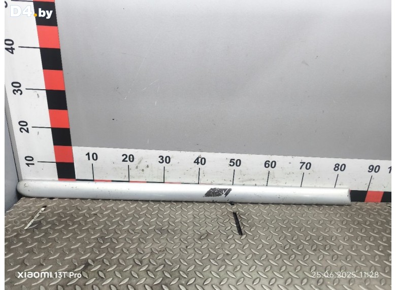 Молдинг двери задней правой к Volkswagen Sharan undefined г.