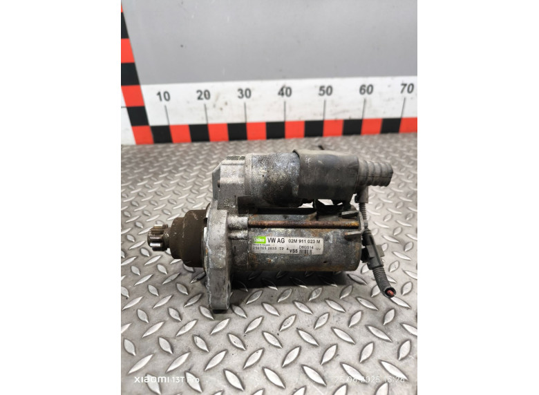 Стартер к Volkswagen Touran, 2005г.