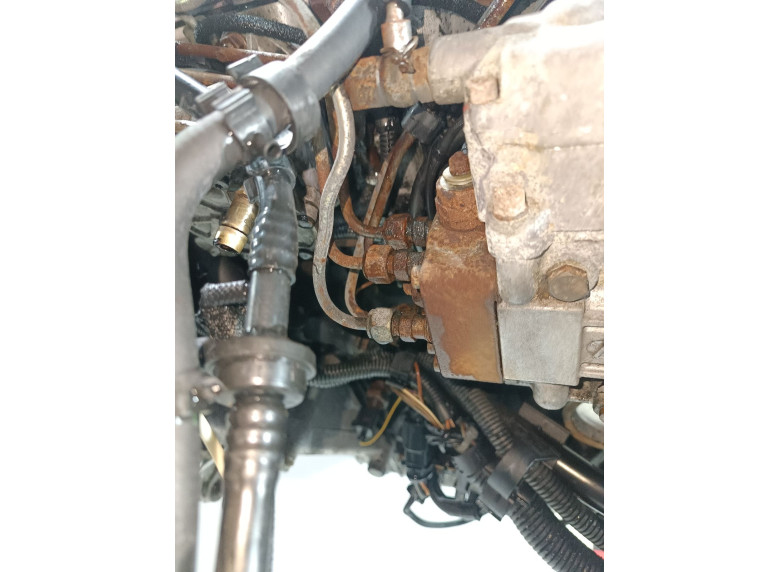 Трубка топливная к Volkswagen Transporter, 2000г.