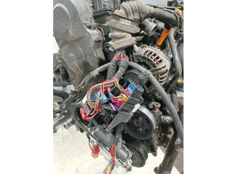 Проводка двигателя к Audi A4, 2006г.
