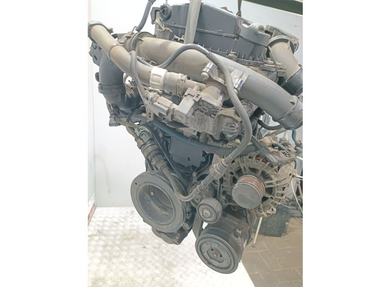 Двигатель к Peugeot 208, 2016г.