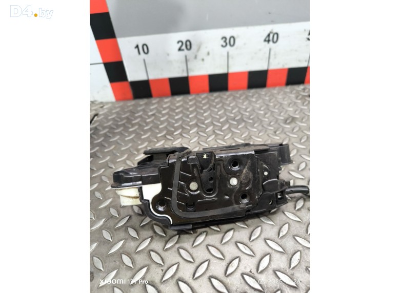 Замок двери передней левой к Volkswagen Polo undefined г.