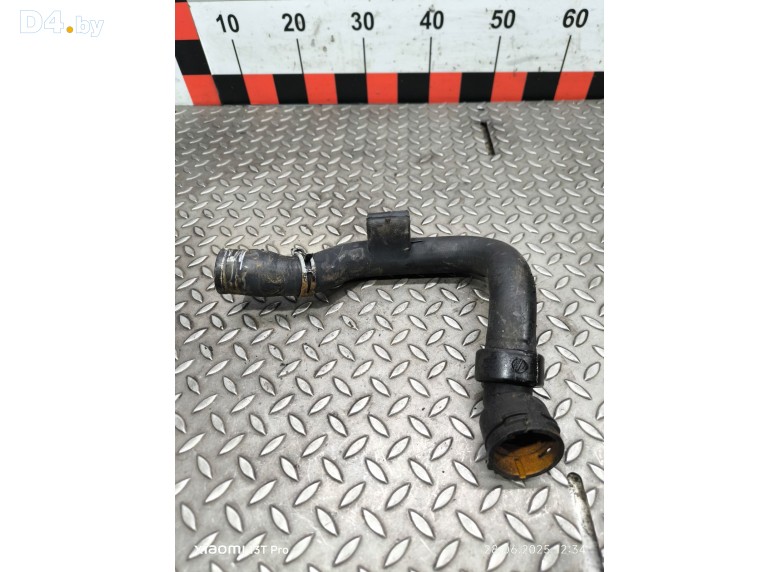 Патрубок радиатора к Audi A4 undefined г.