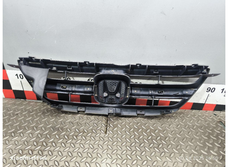 Решетка радиатора к Honda FR-V, 2006г.