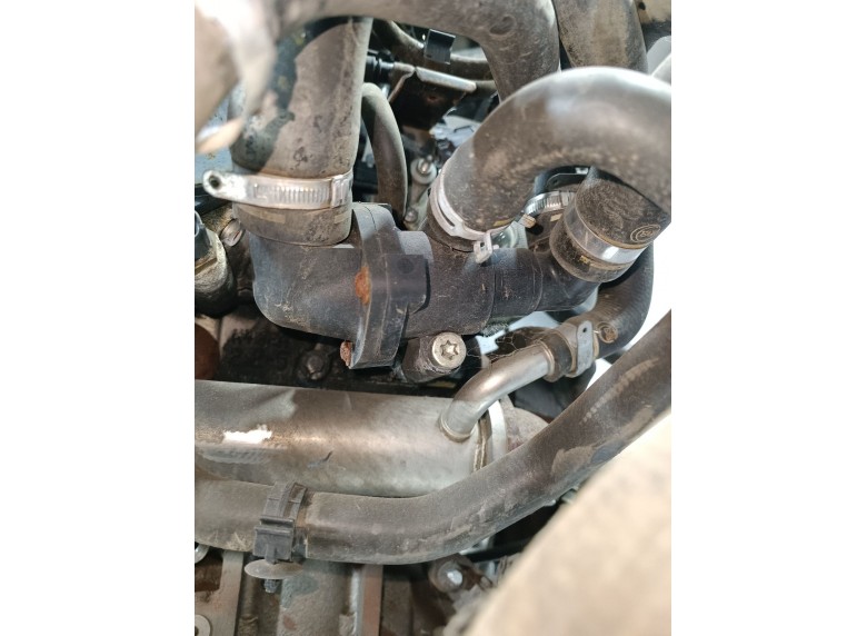 Фланец (тройник) системы охлаждения к Peugeot Boxer