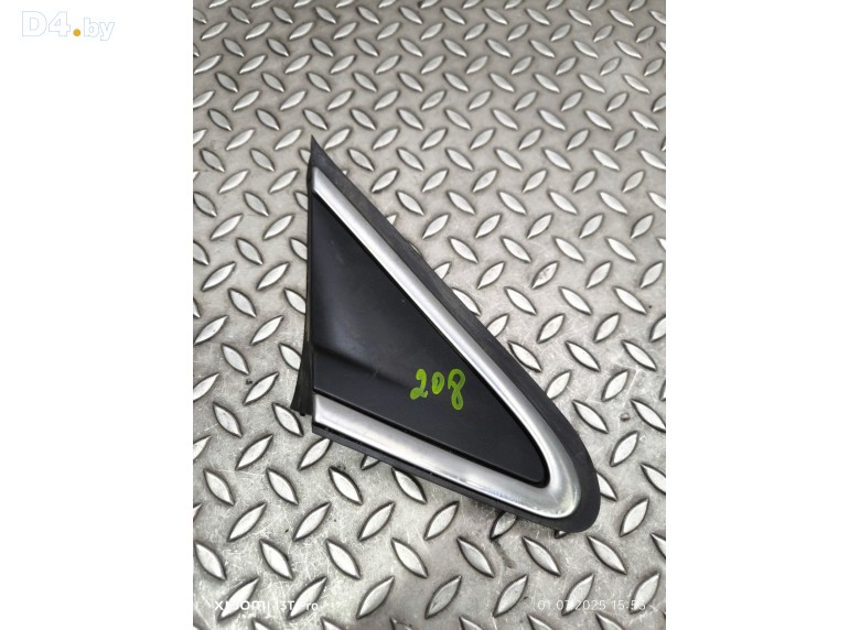 Накладка крыла (уголок зеркала) переднего правого к Peugeot 208 undefined г.