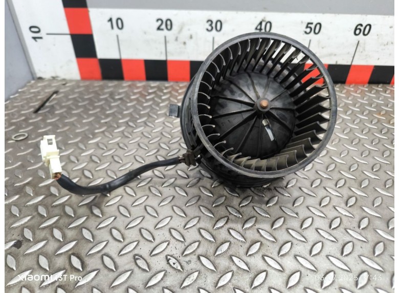 Моторчик печки к Моторчик печки к Volkswagen Caravelle undefined г. Multivan