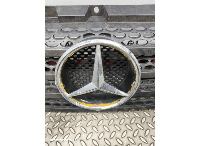 Решетка радиатора к Mercedes Vito W639, 2004г.