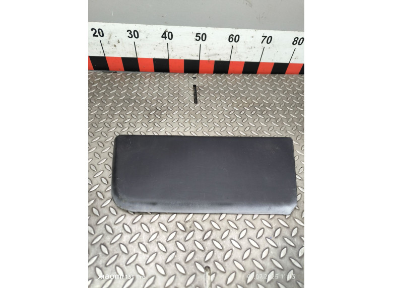 Молдинг двери передней левой к Peugeot Boxer, 2008г.