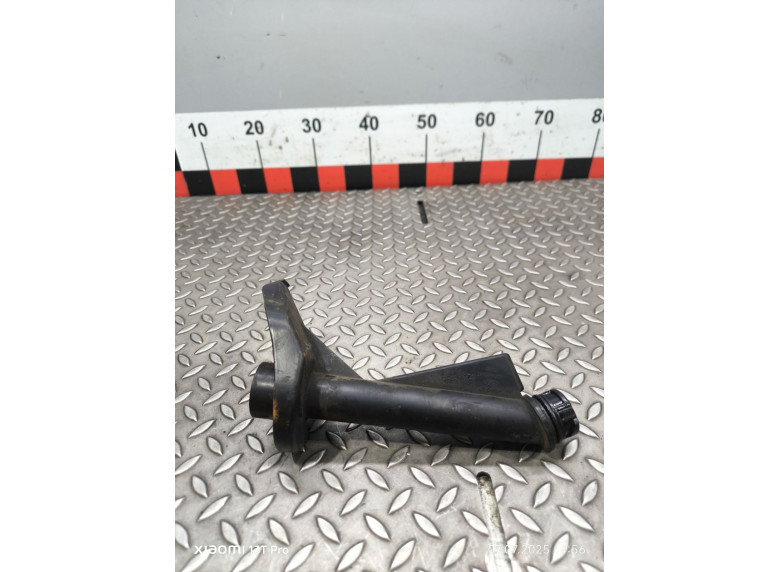 Маслозаливная горловина к Ford Transit, 2008г.