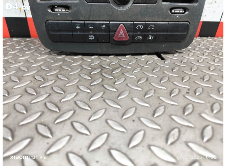 Блок кнопок к Mercedes VitoW639 undefined г.