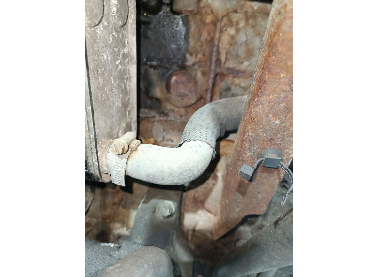 Патрубок (трубопровод, шланг) к Mercedes Vito W638, 2000г.