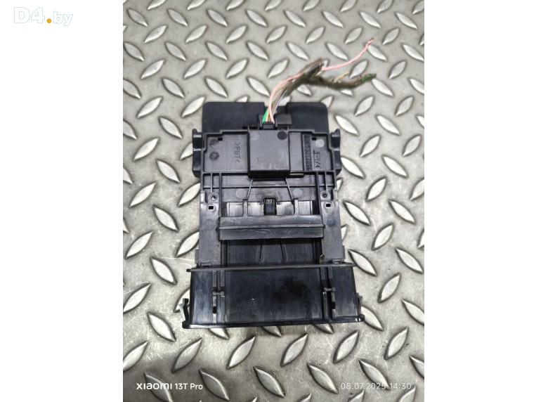 Блок считывания ключ-карты к Renault Laguna undefined г.