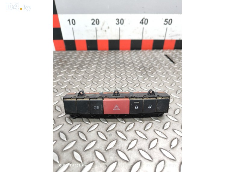 Кнопка аварийной сигнализации к Fiat Ducato undefined г.