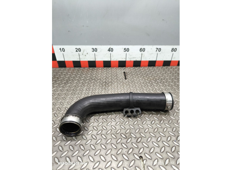 Патрубок интеркулера к Volkswagen Caddy, 2005г.