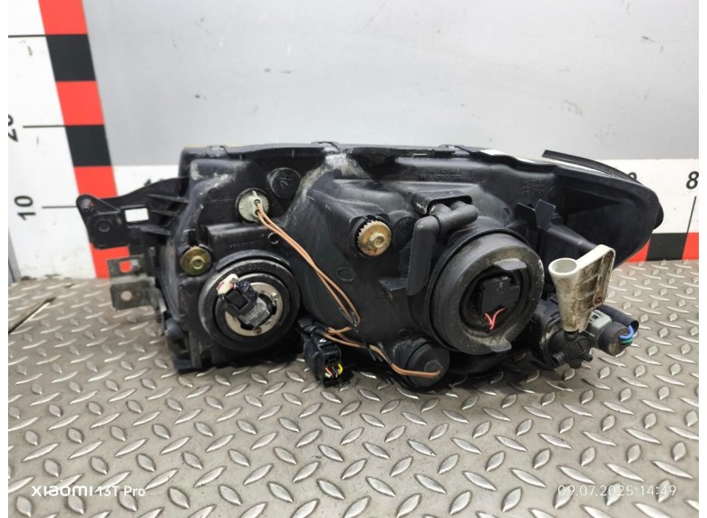 Фара правая к Фара правая к Mitsubishi SpaceRunner undefined г. Space Runner