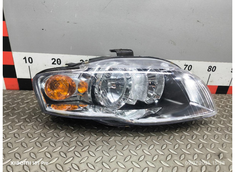 Фара правая к Audi A4, 2005г.