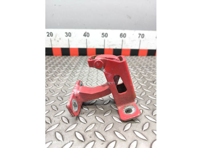 Петля двери задней правой к Renault Logan, 2010г.