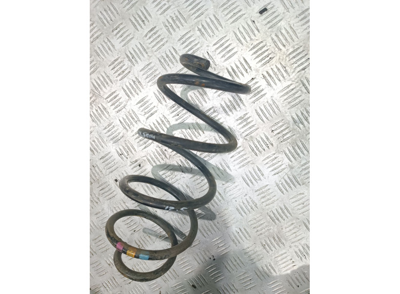 Пружина передняя к Volkswagen Golf, 2006г.