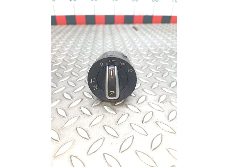 Переключатель света к Volkswagen Golf, 2007г.