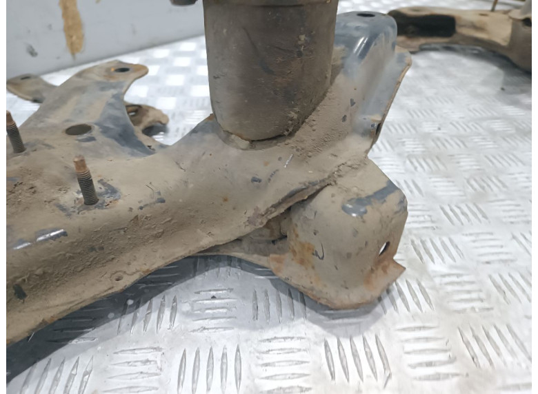 Балка подвески передняя (подрамник) к Volkswagen Golf, 1995г.