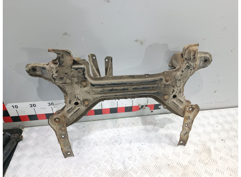 Балка подвески передняя (подрамник) к Volkswagen Golf, 1995г.