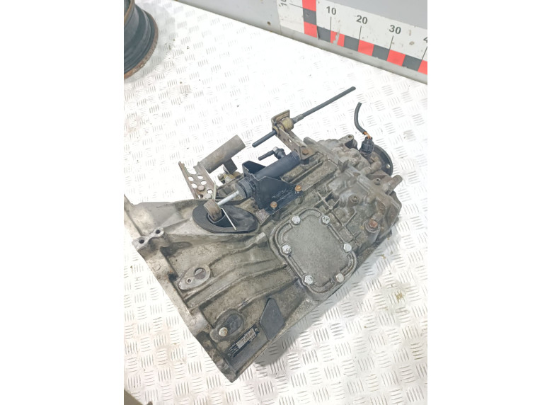 КПП механическая (МКПП) к Iveco Daily, 2004г.